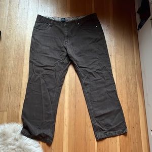 Brown pants (corduroy)